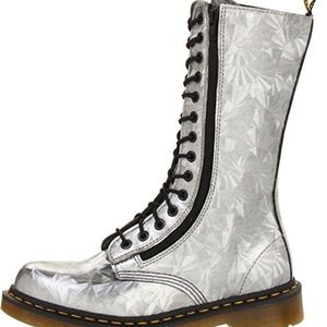 dr martens 9733 w